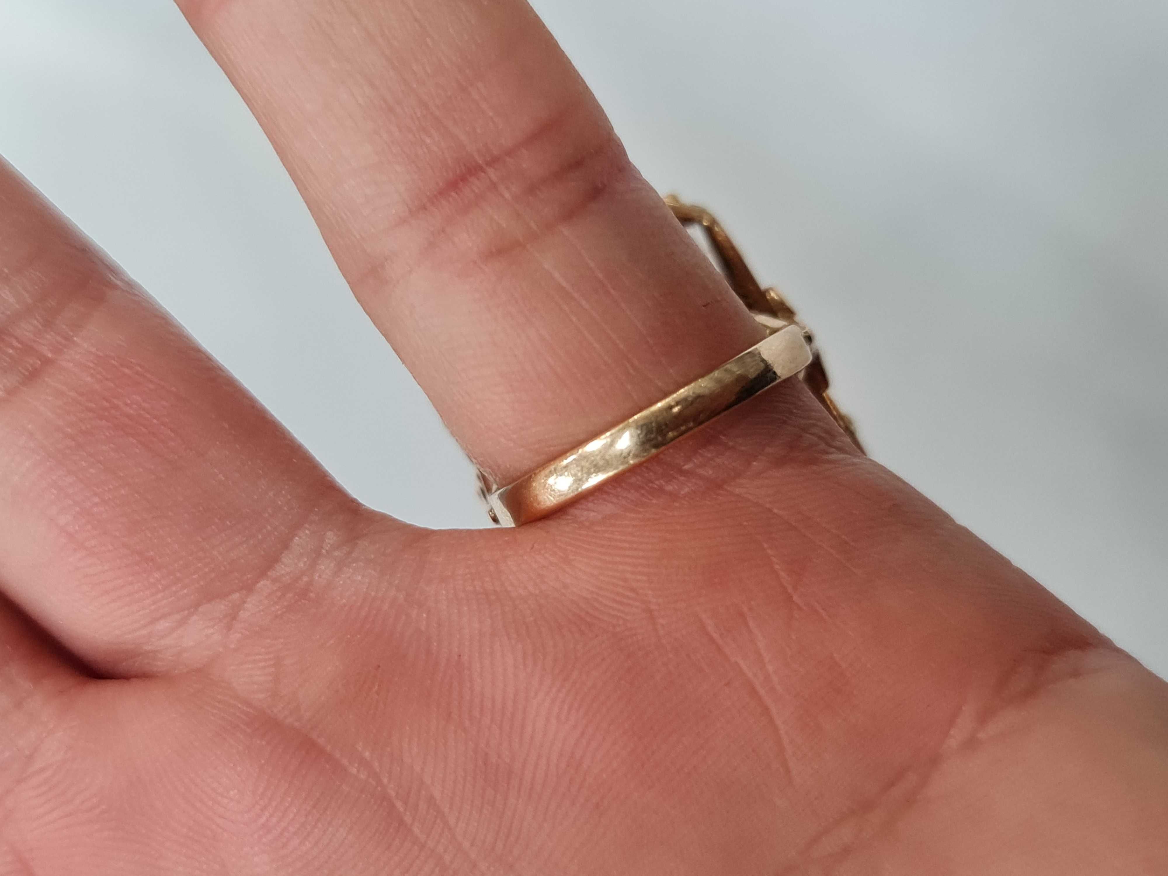 Wiekowy, ręcznie robiony złoty pierścionek damski/ 585/ 16.65 gr/ R17
