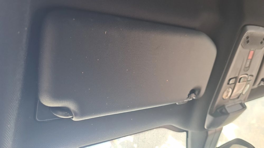 Pála de sol esquerda PEUGEOT 2008 II (U_)