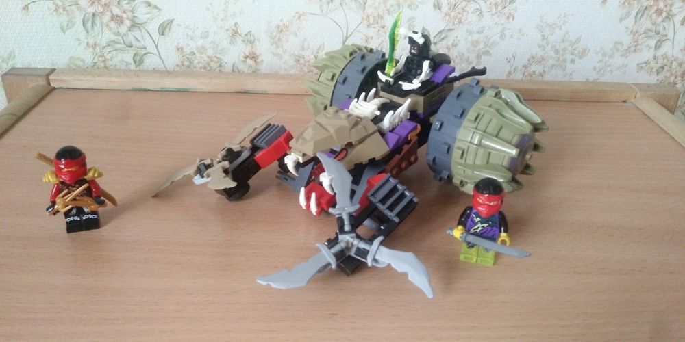 Лего конструктор в отличном состоянии