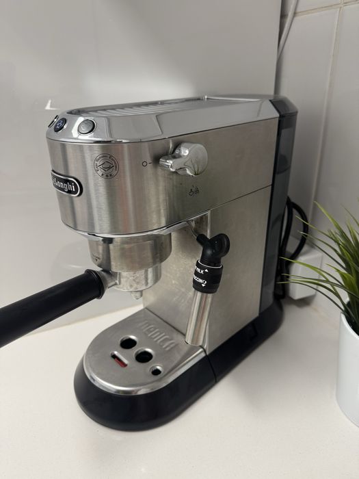 Maquina cafe delonghi