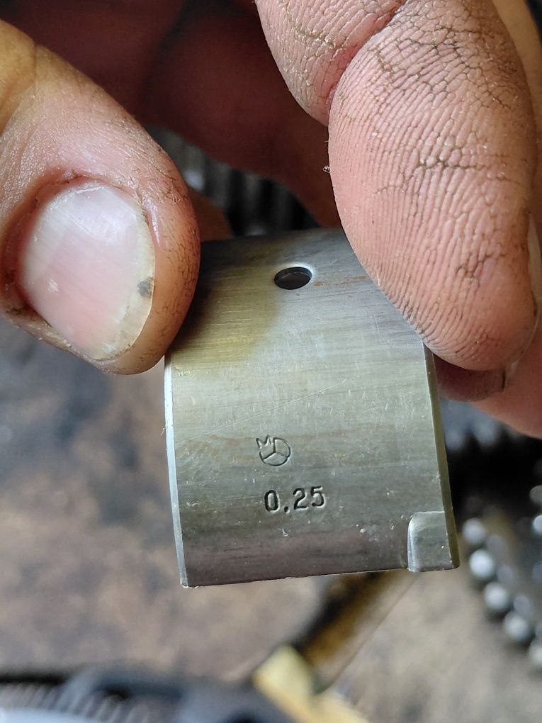 Вкладиші ГАЗ 51 ГАЗ 52 корінні і шатунні(Совдеп)срср.завод
