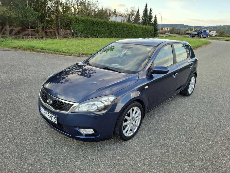 Kia Ceed Lift 1.6 Benzyna 126KM 2010r Klima 6 Bieg Alu