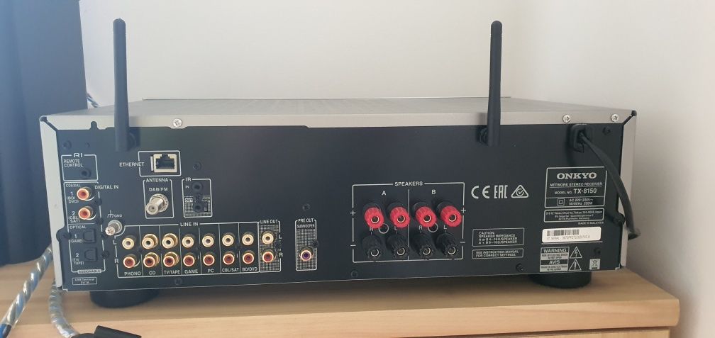 Onkyo TX-8150 srebrny amplituner stereo