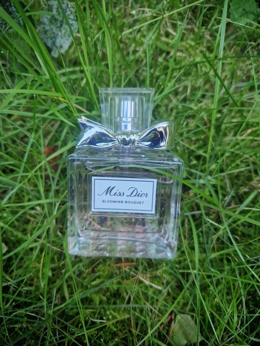 Perfumy Miss Dior Blooming Bouquet.
Śliczny,mały flakoni