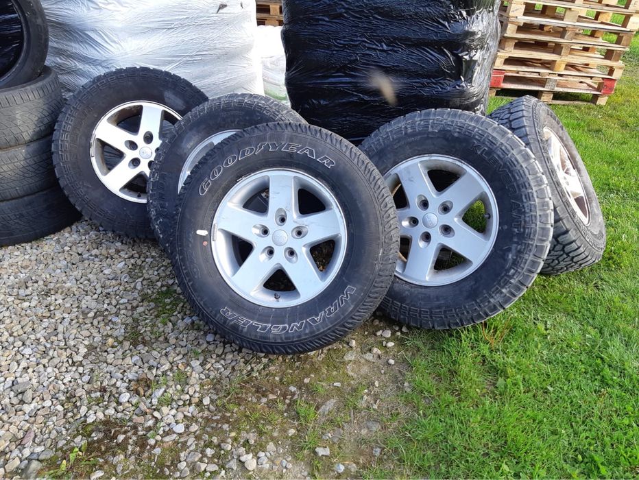 Felgi Jeep Wrangler jk z oponami