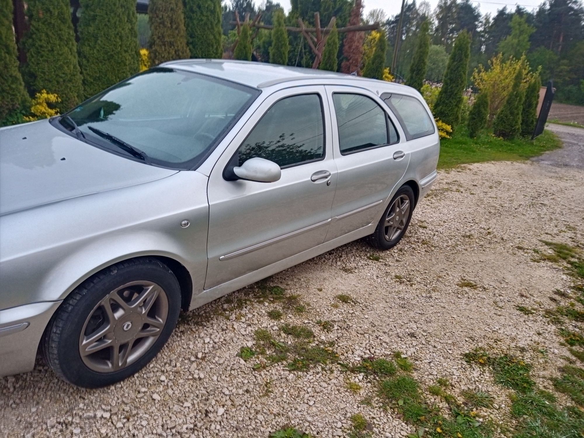 Lancia Lybra 2.4 jtd