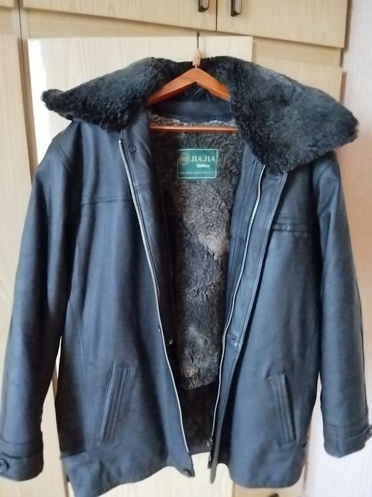 Продам мужскую кожаную зимнюю куртку