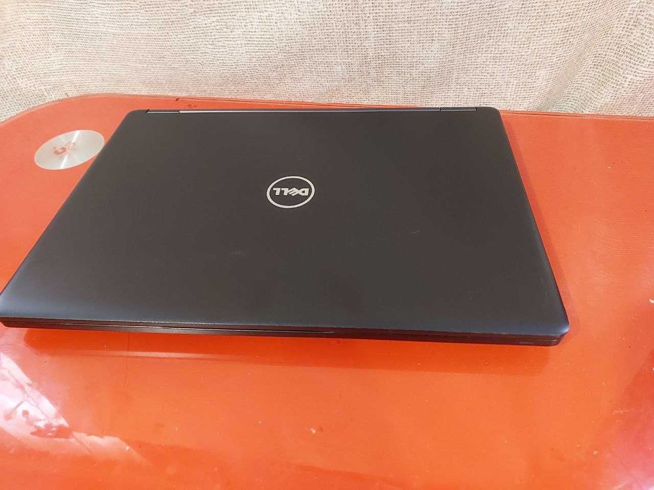 Ноутбук Dell FULL HD IPS/i7-7600u/DDR4- 8GB/SSD-256/СЕНСОРНИЙ