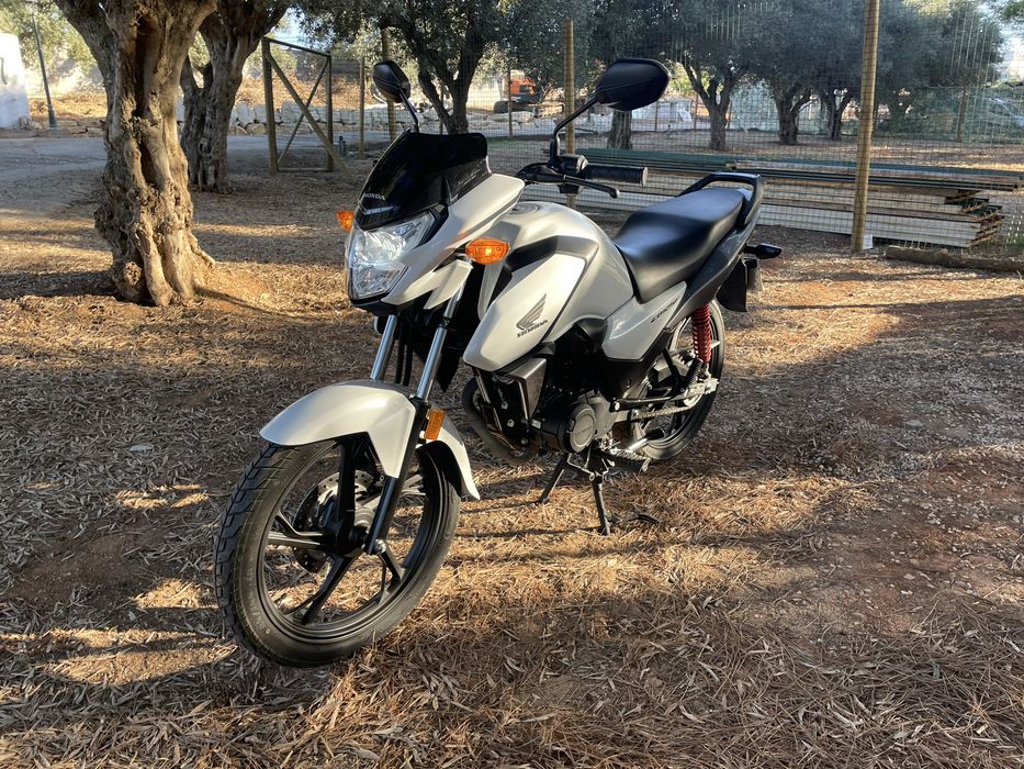 Honda CB125f 7000km 23’
