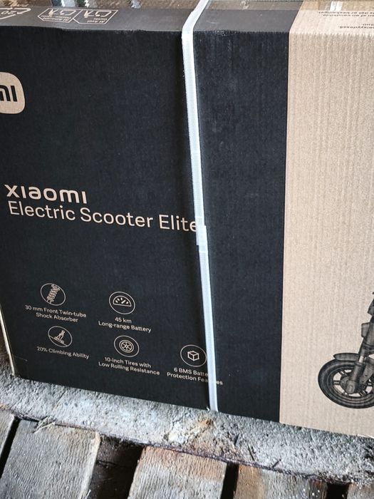 Hulajnoga elektryczna XIAOMI Scooter Elite 45km 400W 10" Czarny