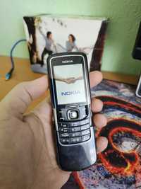 Nokia 8600 Luna , стиль