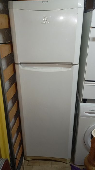 Frigorífico Indesit