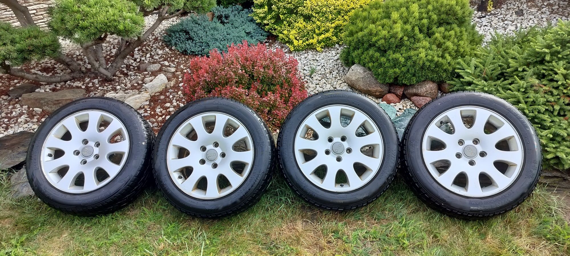 Koła felgi opony zimowe Audi oryinalne 16 cali