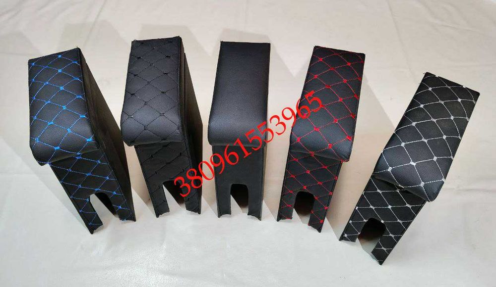 Подлокотник Таврия/Славута (ЗАЗ1102/1103) разноцветные/строчка (новые)