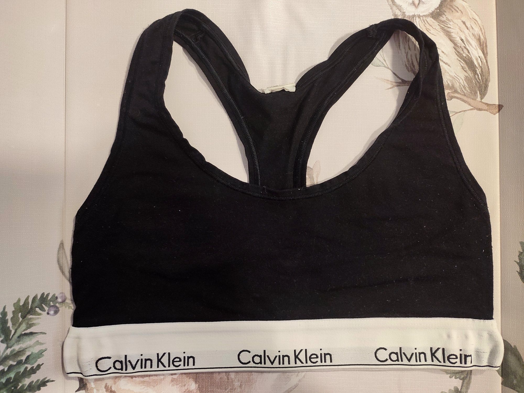 Biustonosz materiałowy Calvin Klein M