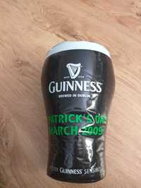 Balon reklamowy Guinnessa  .