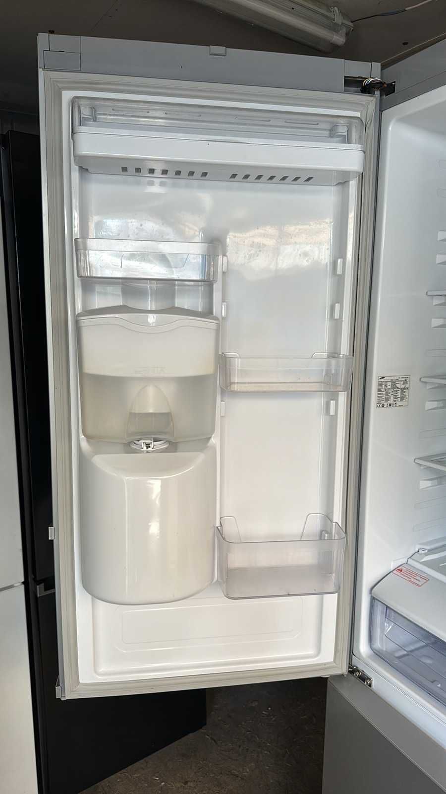 Холодильник Samsung б/у (140512). Привезен из Европы