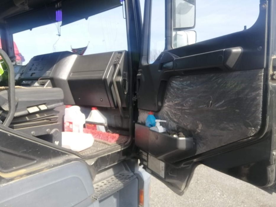 Продам Тягач МАН