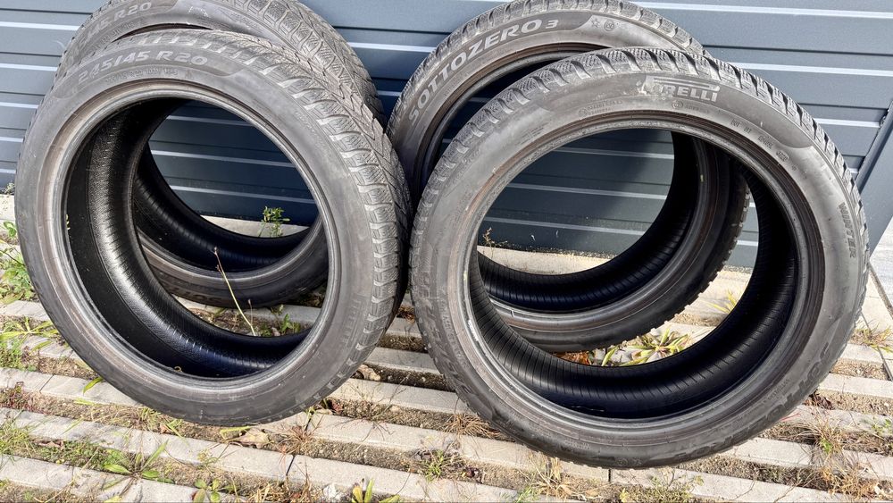 4 x Opony Zimowe Pirelli SottoZero 3  245/45 R20 4 szt.