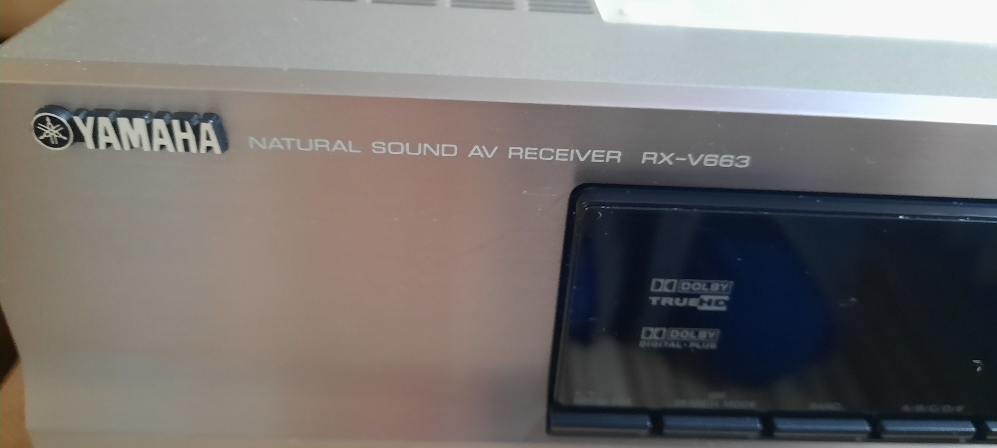 YAMAHA RX-V663 amplituner kina 7.2