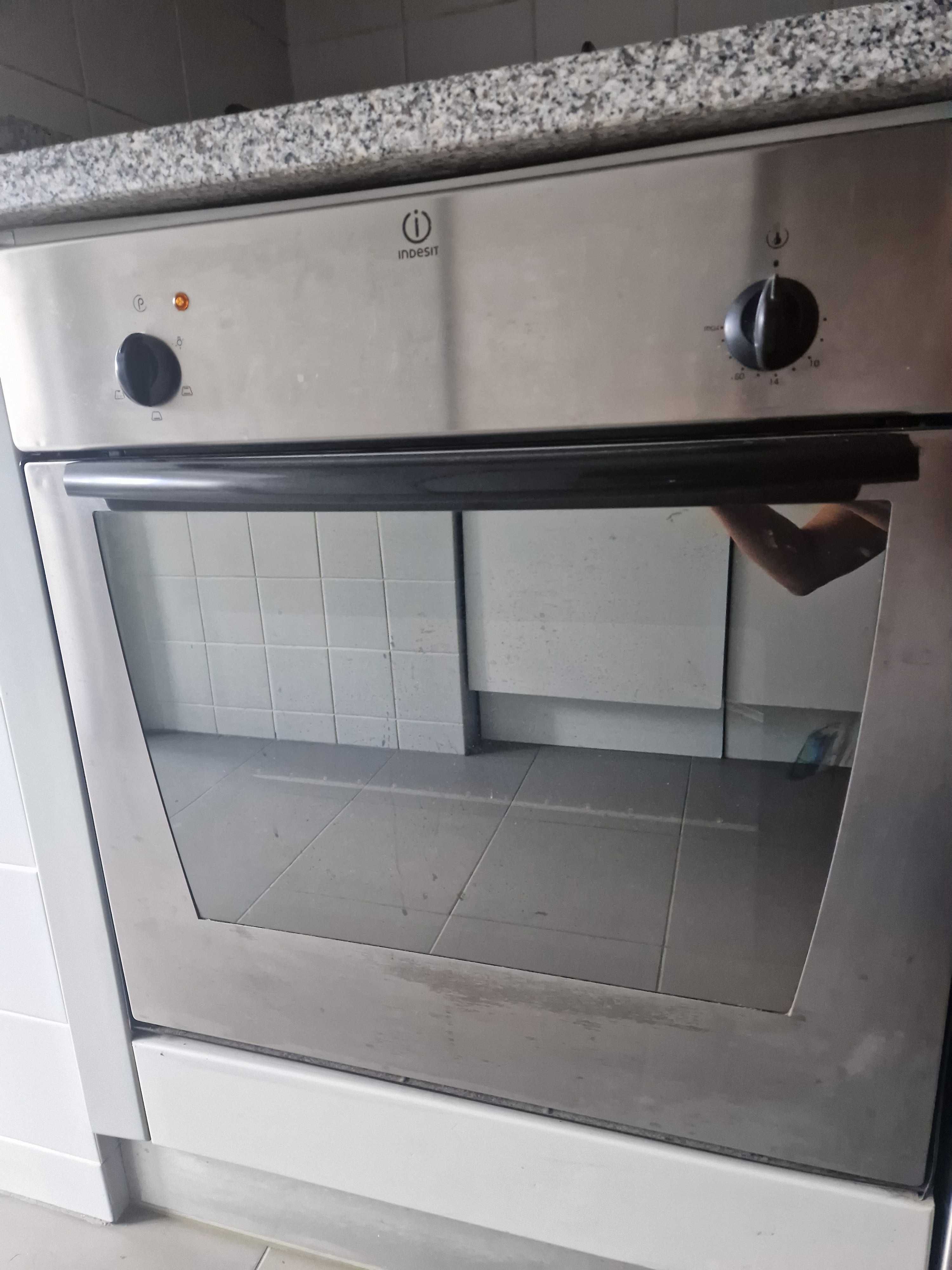 Forno Indesit ( de 2003)