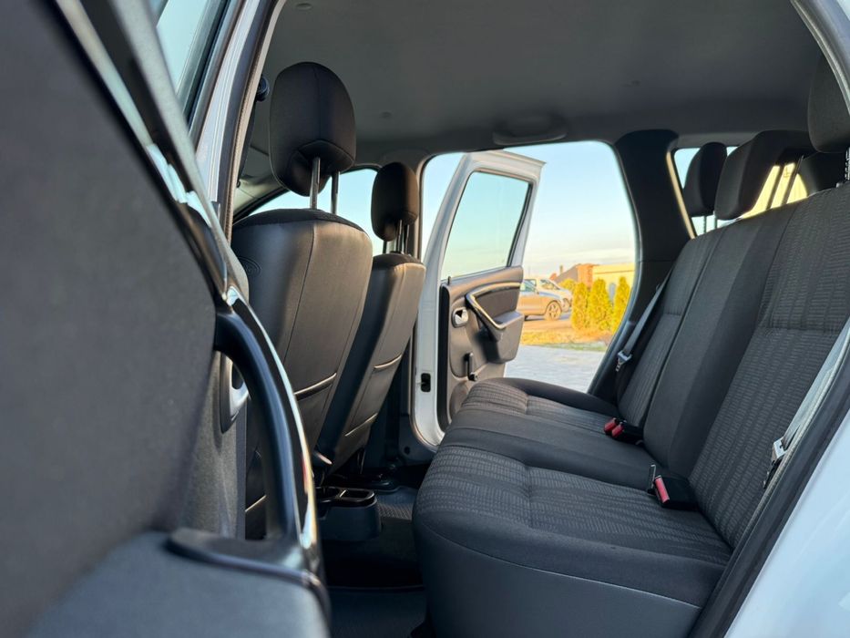 Дачія Дастер Dacia Duster