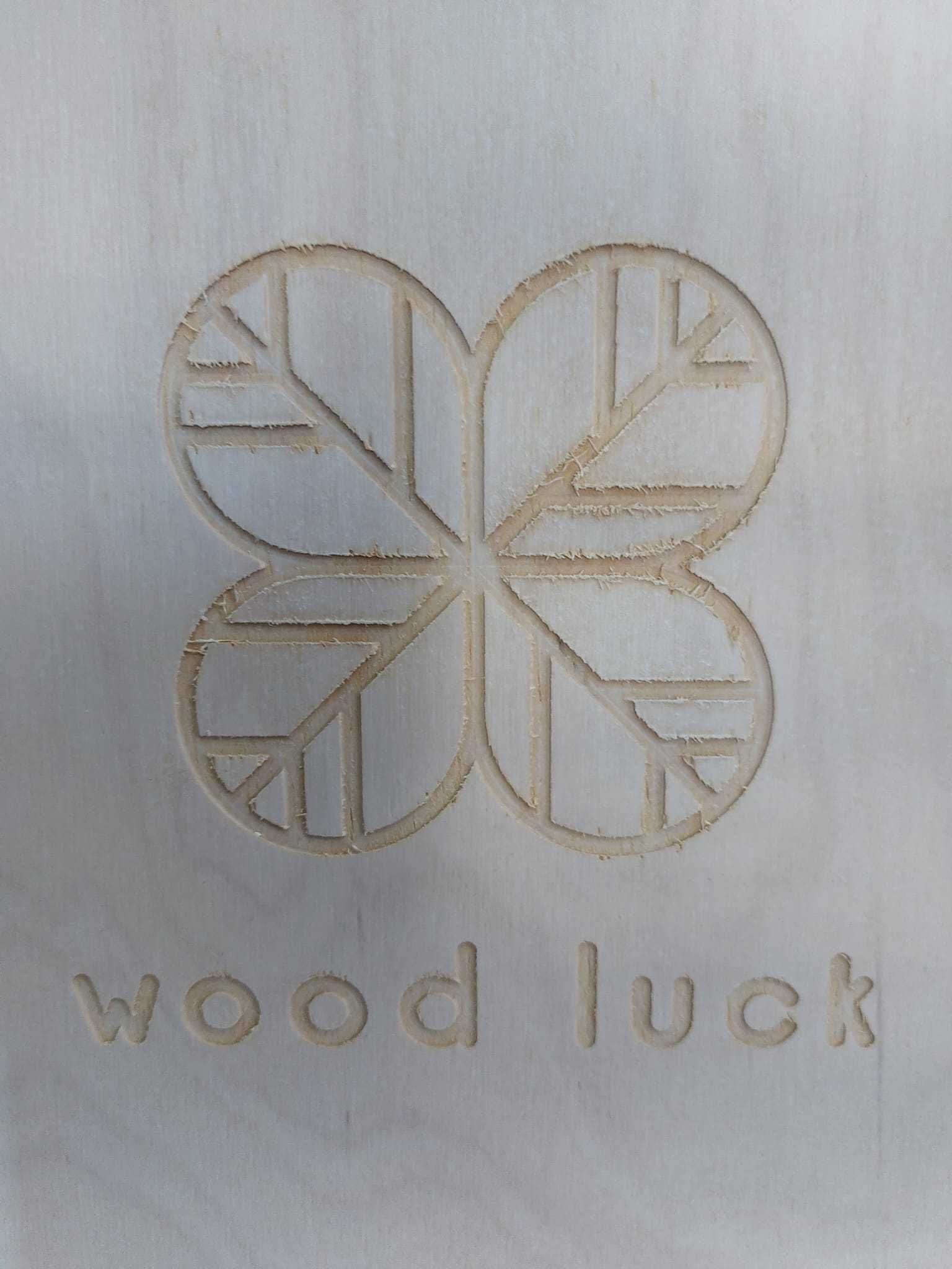 Szafa na ubrania Wood Luck Design