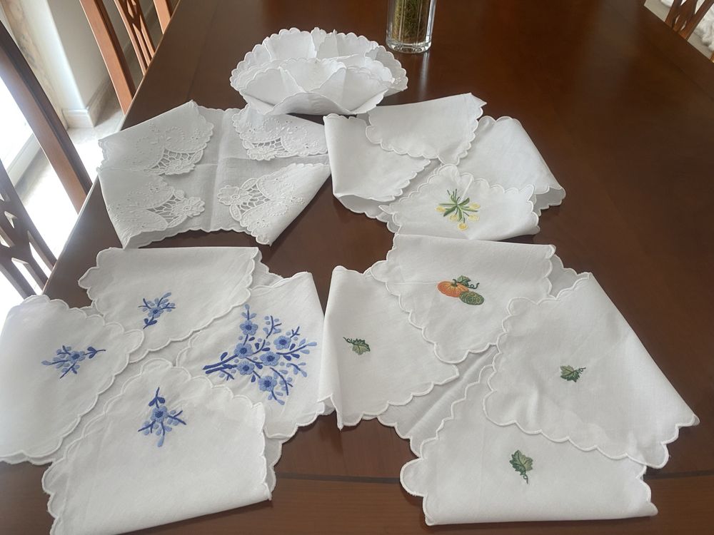 Panos para cesto de pao bordados