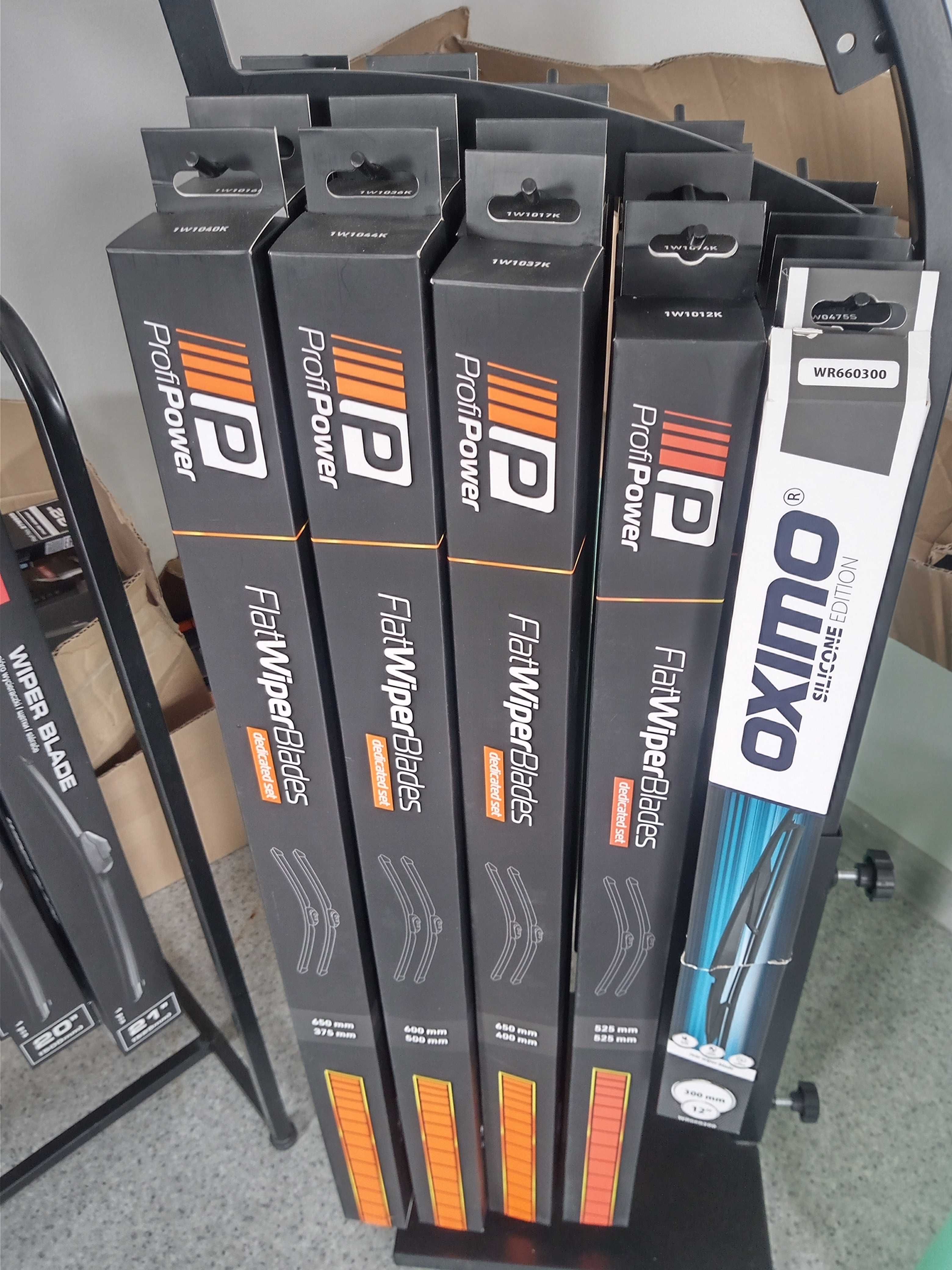 Akumulator EA 1000 Exide Premium 100Ah 900A P+