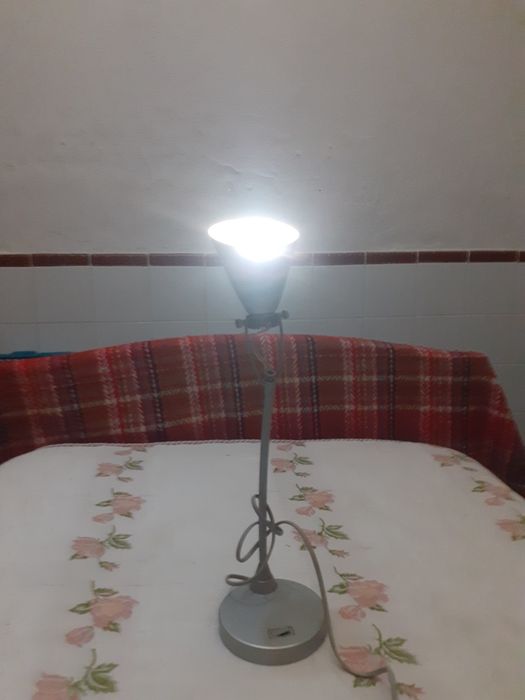candeeiro de secretária