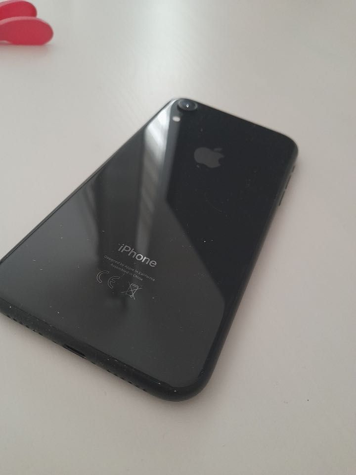 iPhoneXR stan dobry bez ładowarki