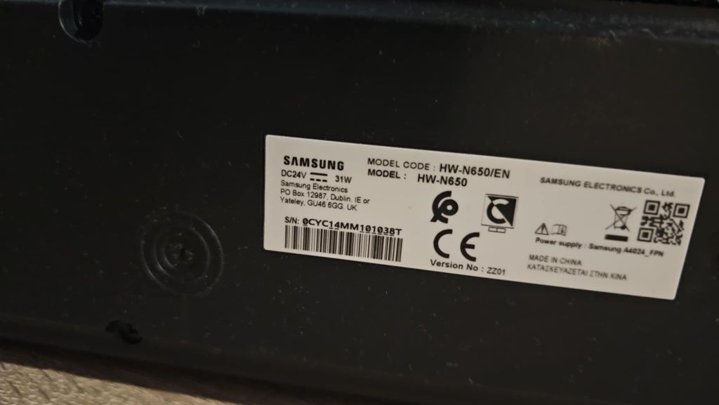 Soundbar Samsung + subwoofer
Przedmiotem sprzedaży jest: 
Samsung hw-n