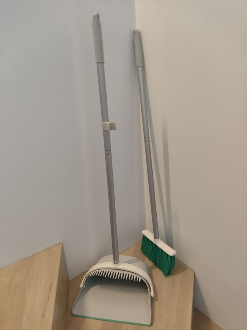 Szczotka/śmietniczka, szary/zielony szczotka zmiotka