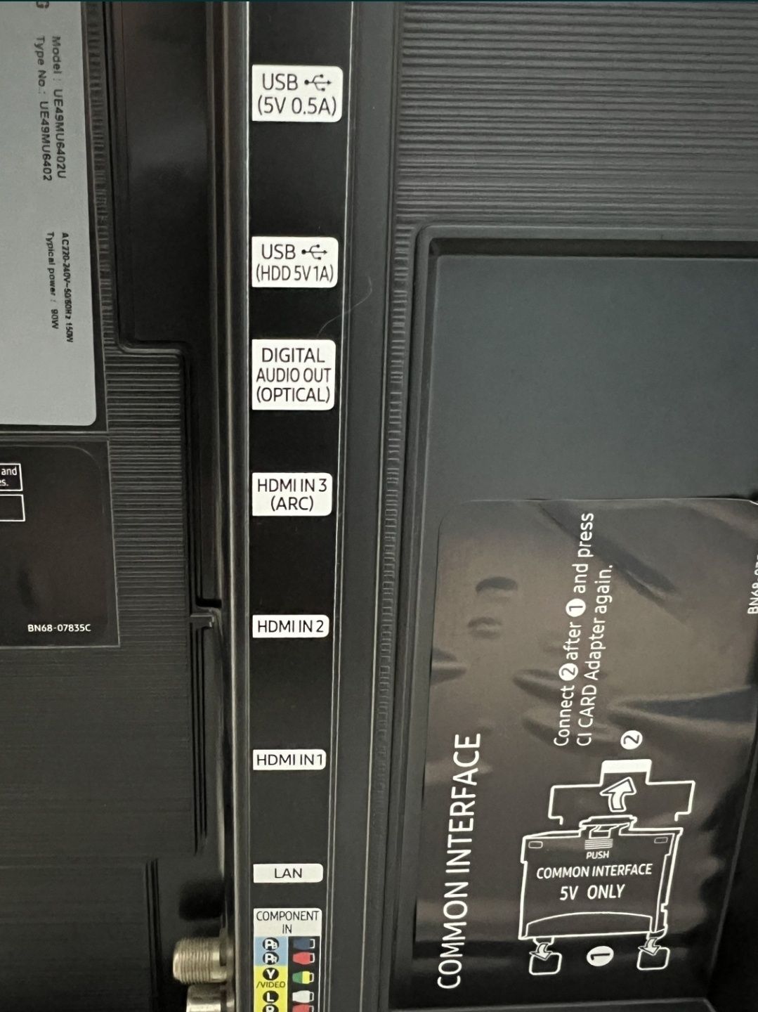 Телевизор Samsung UE49MU6402