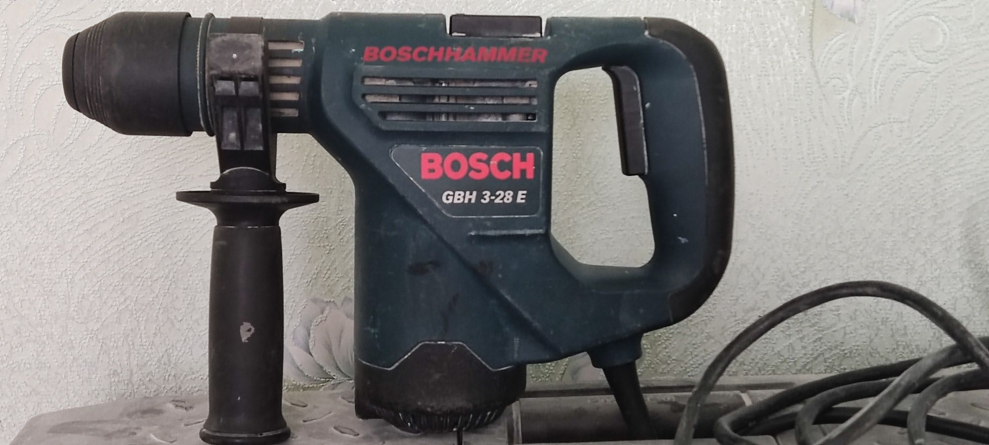Перфоратор Bosch GBH 3 - 28 e