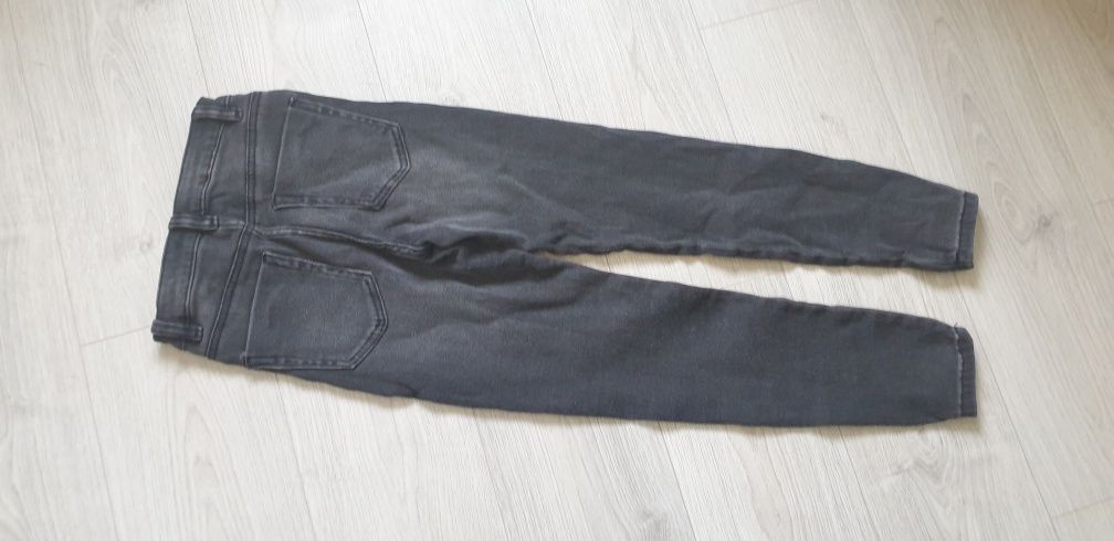 Spodnie Jeansy rurki z wysokim stanem Bershka, rozm. XS 34