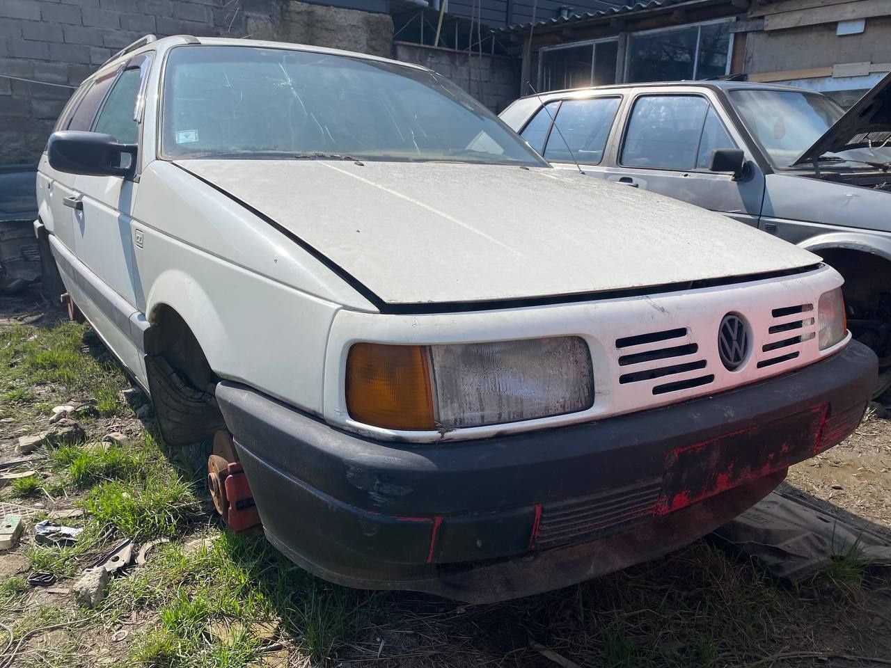 Бампер Volkswagen Passat B3 1.9 TDI