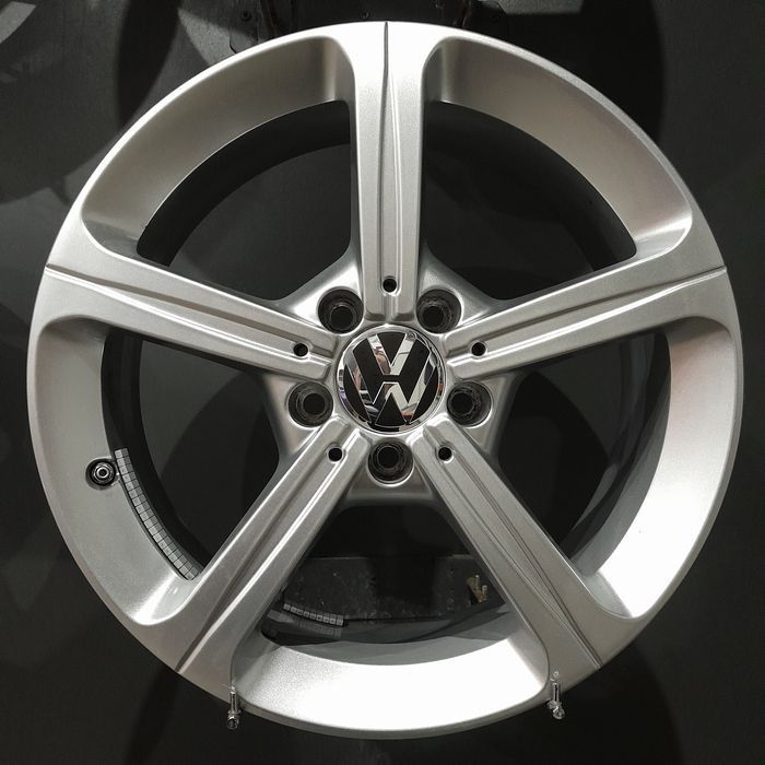 Felgi 17 5x112 VW Volkswagen Golf V VI VII Jetta Caddy (F510212-14)