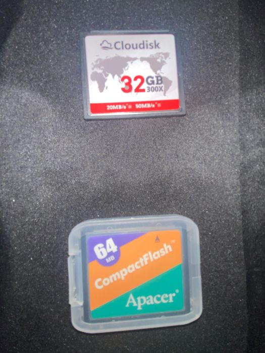 Sony a200 (+ 3 Lentes)