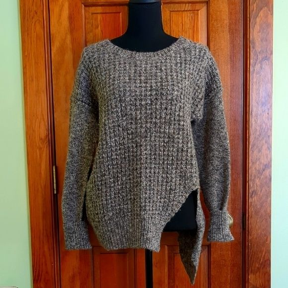 Теплий светрик кофта