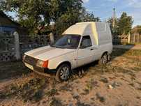 Таврія пікап 2004 рік. Газ, бензин
