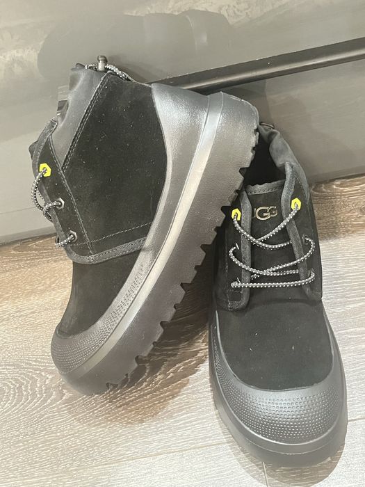 чоловічі черевики UGG Neumel Weather Hybrid чорного кольору
