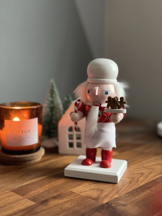 Na prezent! Świąteczna drewniana ozdoba dziadek do orzechów