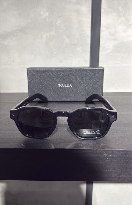 Oculos de Sol PRADA Novos