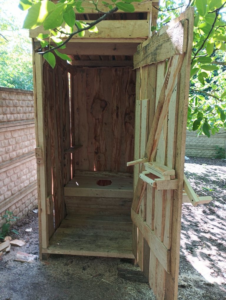 WC kibel toaleta budowlana wolnospad każda nazwa jest dobra w tak ważn