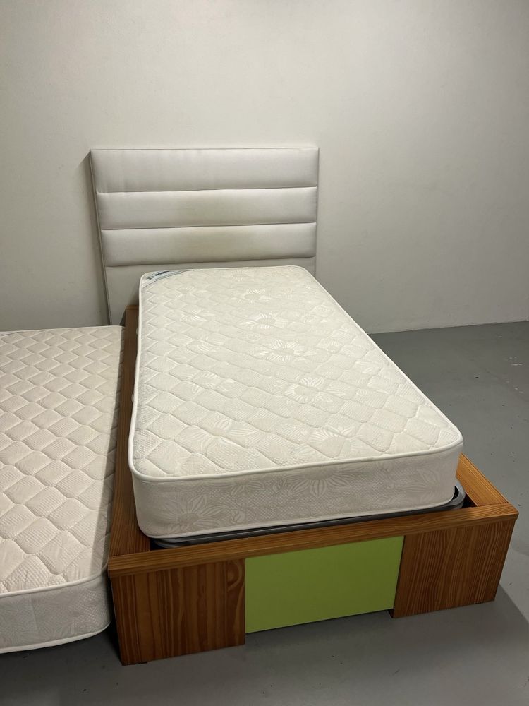 Cama dupla com cabeceira opcional