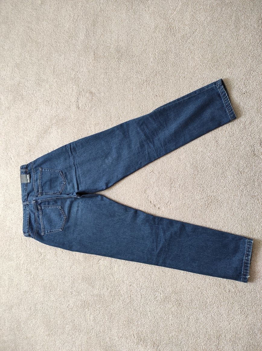 Spodnie dżinsowe 158-164