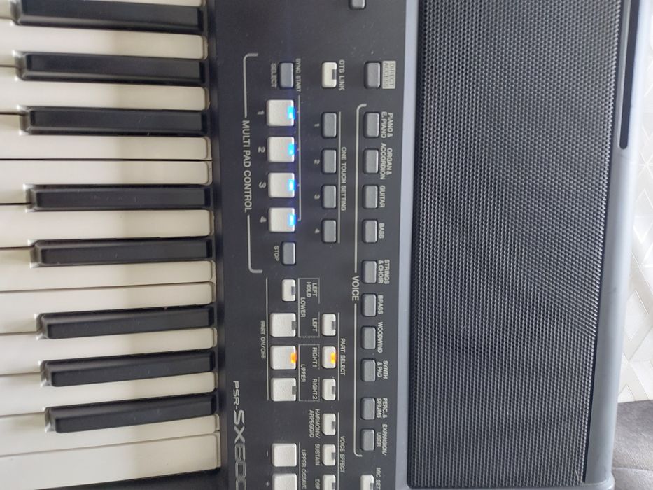 Yamaha psr sx600