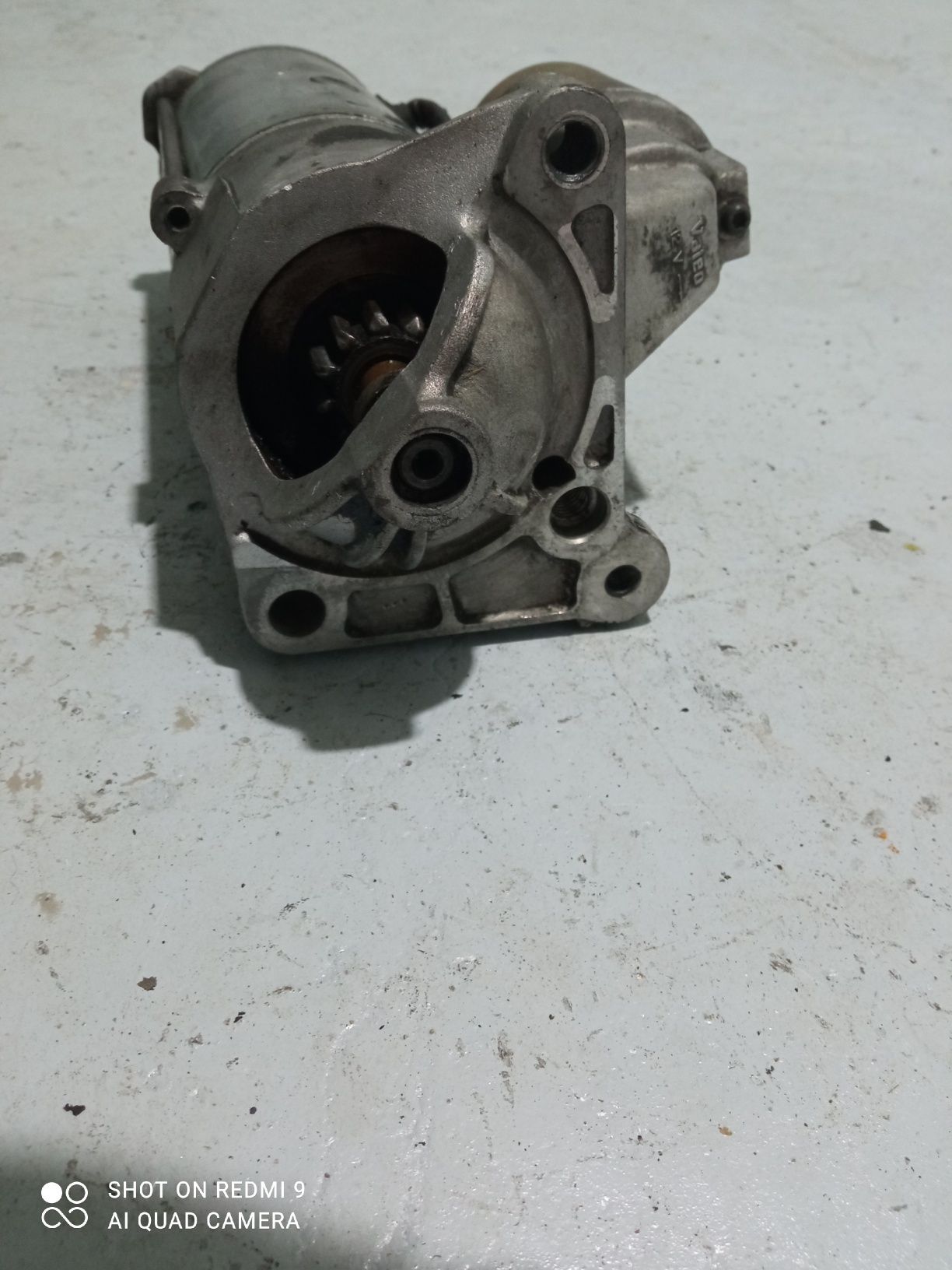 Motor de arranque Mitsubishi Space Star Carisma 1.9 DID