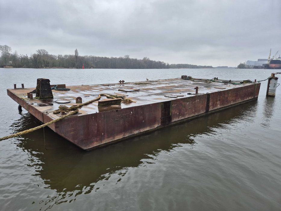 Ponton stalowy, barka stalowa, platforma stalowa